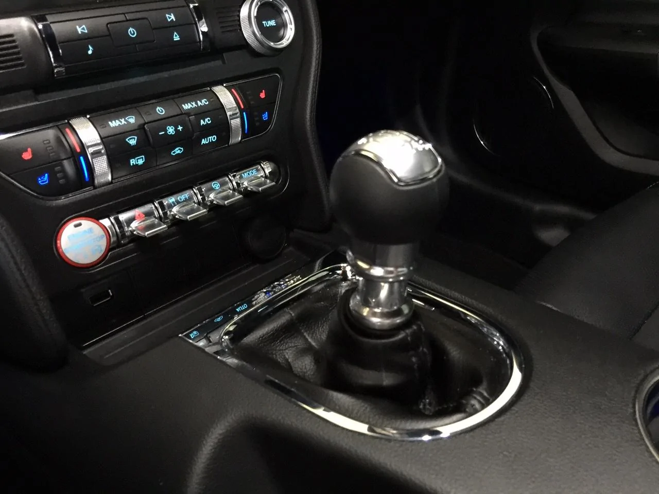 centerconsole.webp