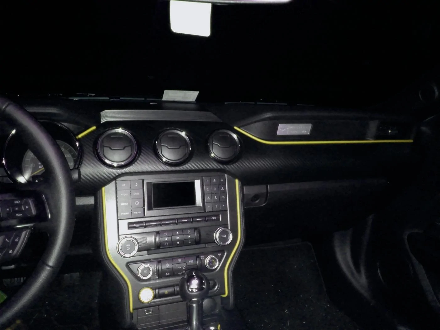 WP_20141209_003_yellow.webp