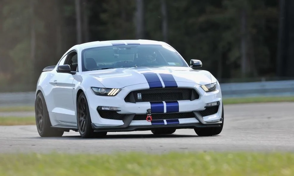 GT350 front quarter.webp
