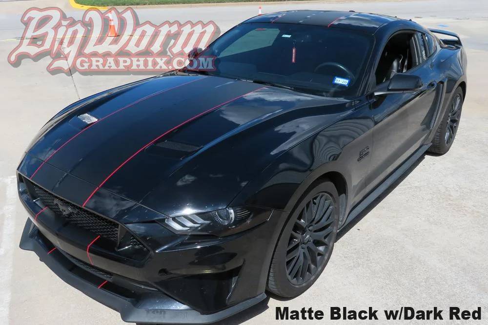 mus18-blk-matte-blk-dark-red-wide-full-length.webp