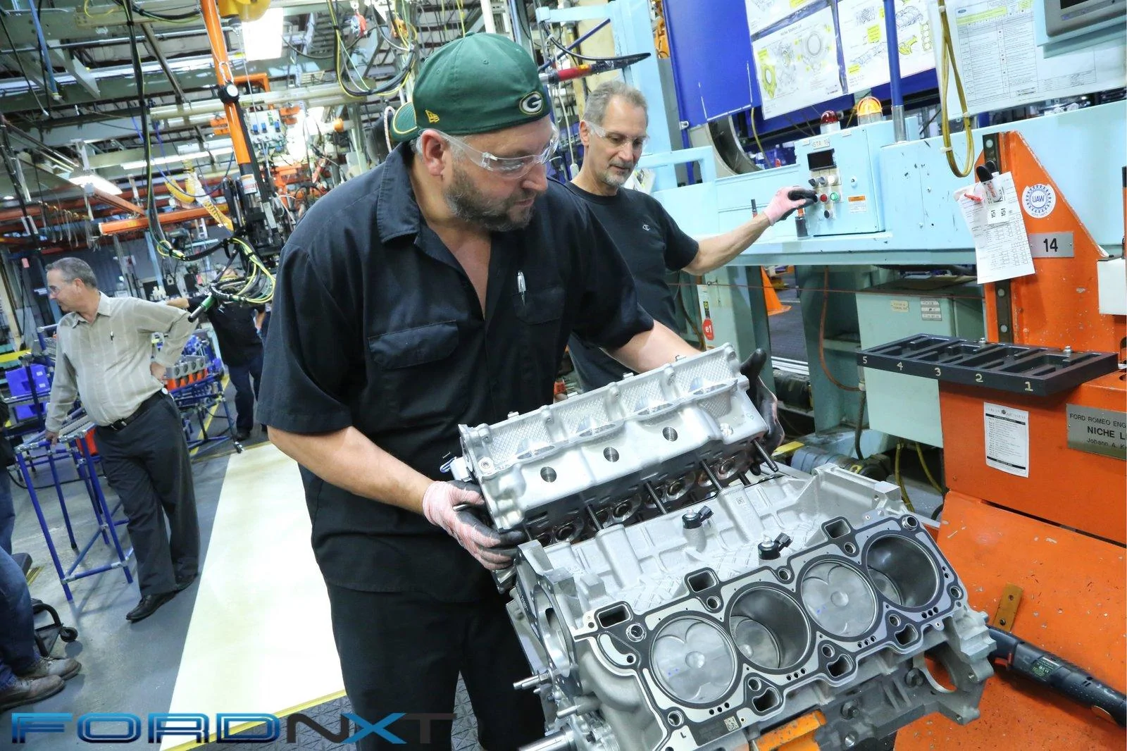 follow-along-as-teams-build-the-shelby-gt350s-voodoo-5-2-engine-2018-08-03_03-08-19_721014.webp