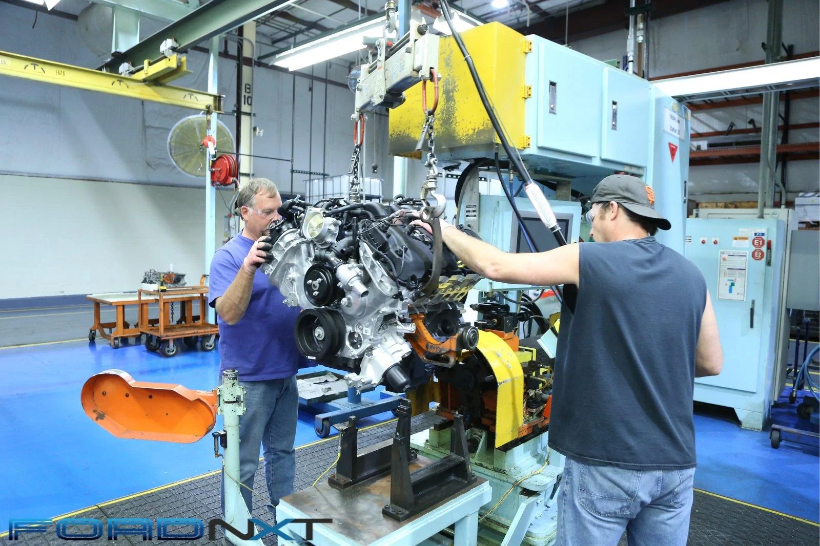 follow-along-as-teams-build-the-shelby-gt350s-voodoo-5-2-engine-2018-08-03_03-11-34_789552.webp