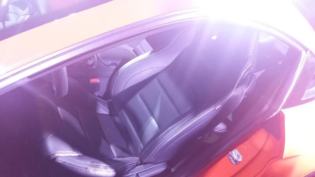 2015 mustang competition orange5.webp
