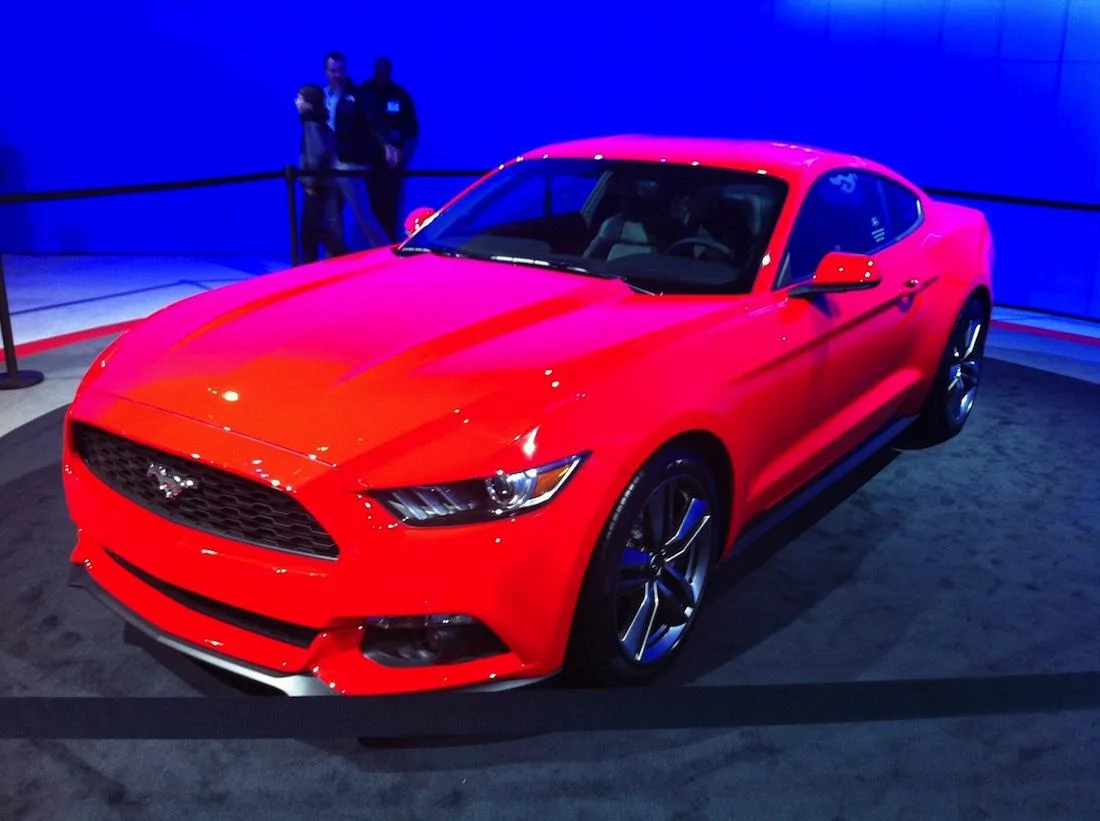 racered-mustang3.webp
