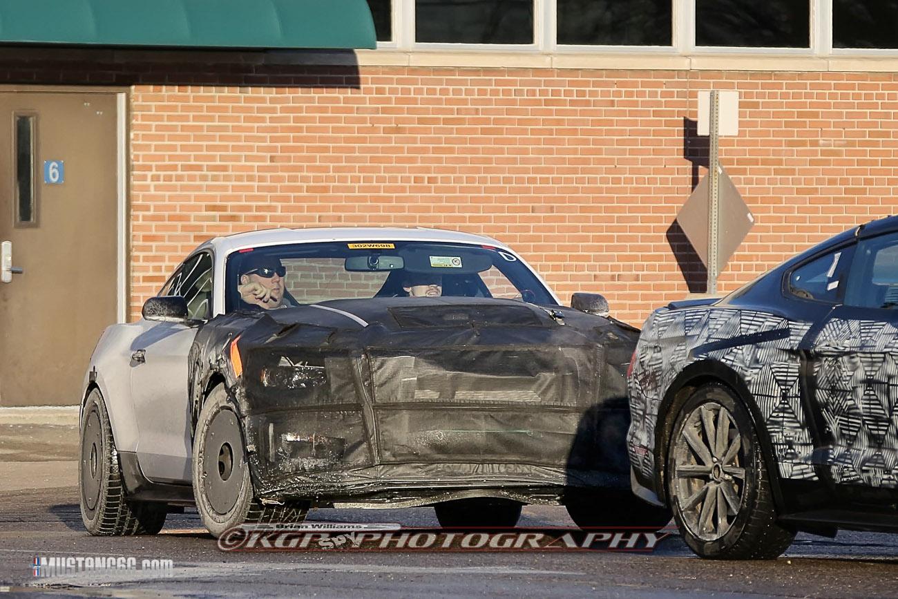 2015 Mustang GT350-GT500.jpg