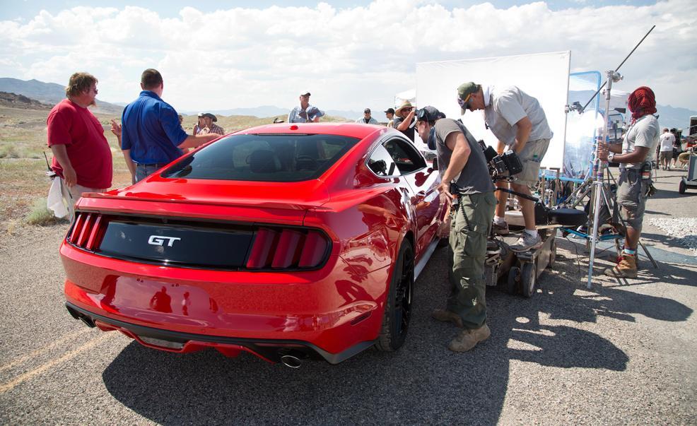 2015-ford-mustang-gt-photo-580126-s-986x603.jpg