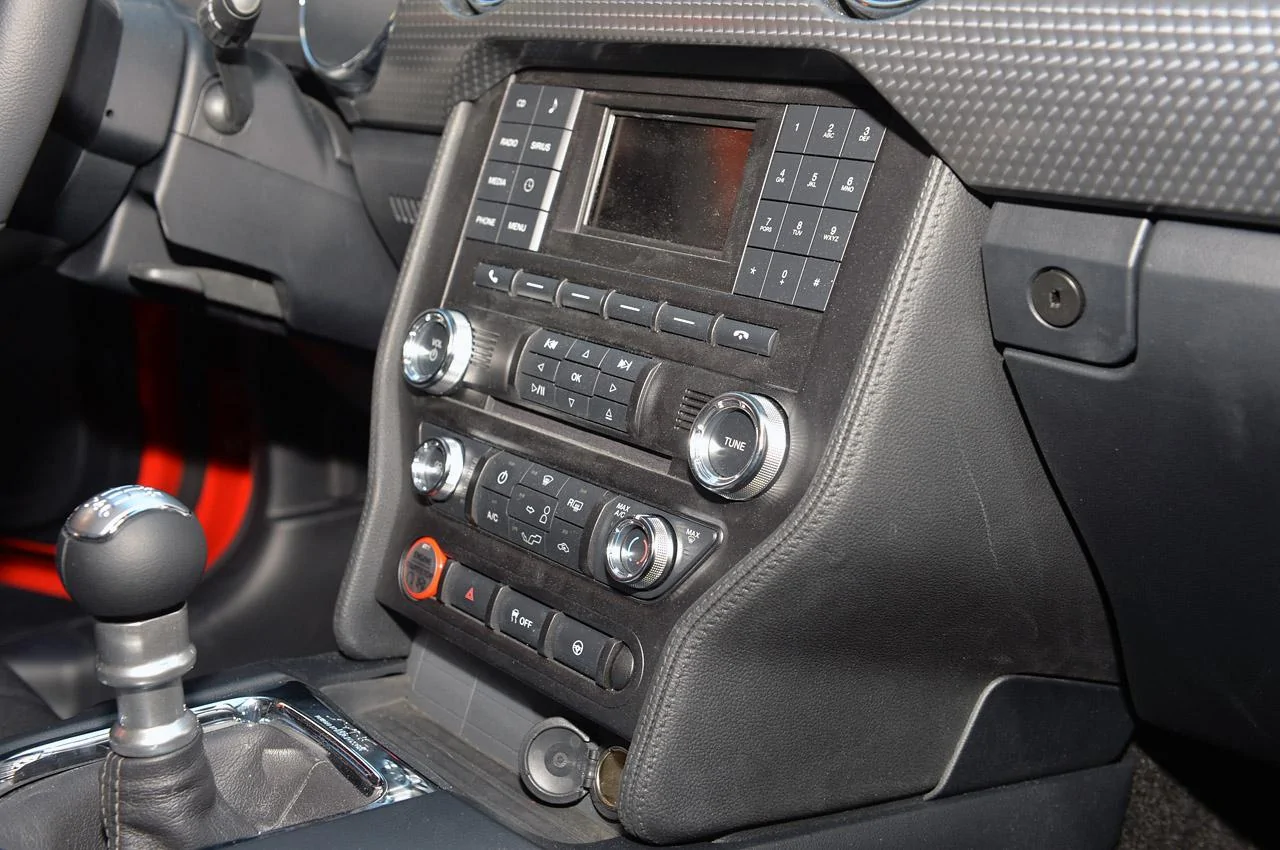 23-2015-ford-mustang-live.webp