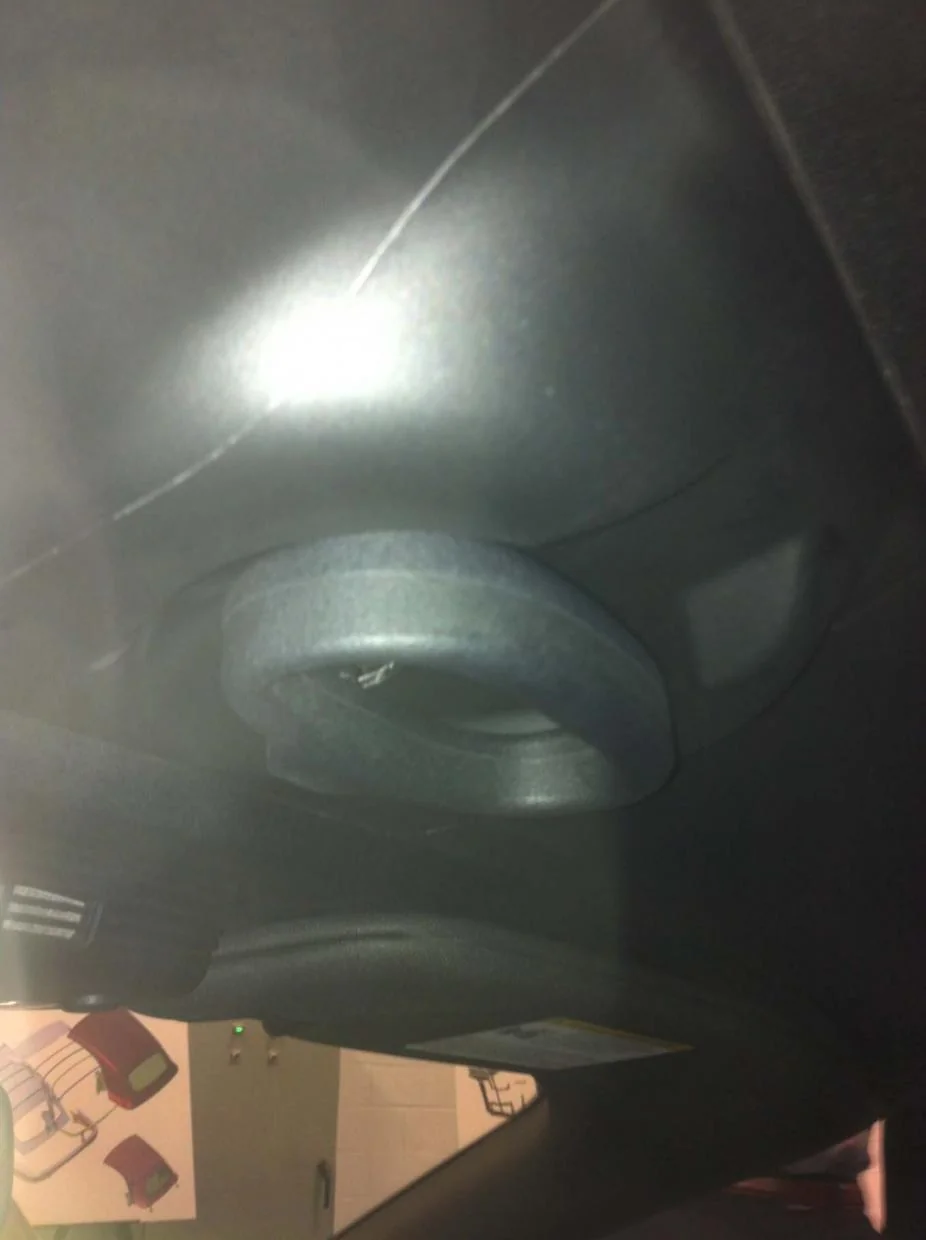2015-Ford-Mustang-convertible-details.webp