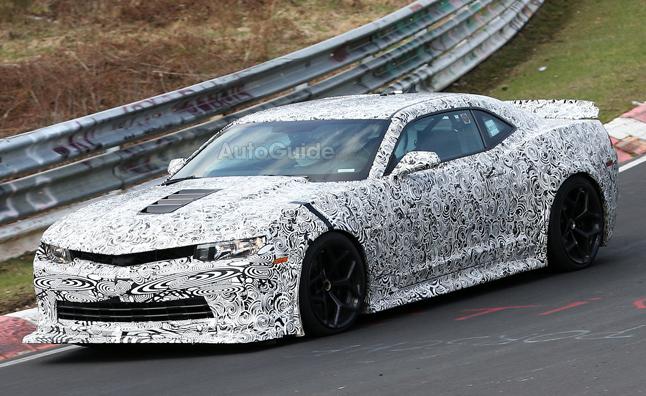chevrolet-camaro-z28-spy-photos-01_edited-1.jpg