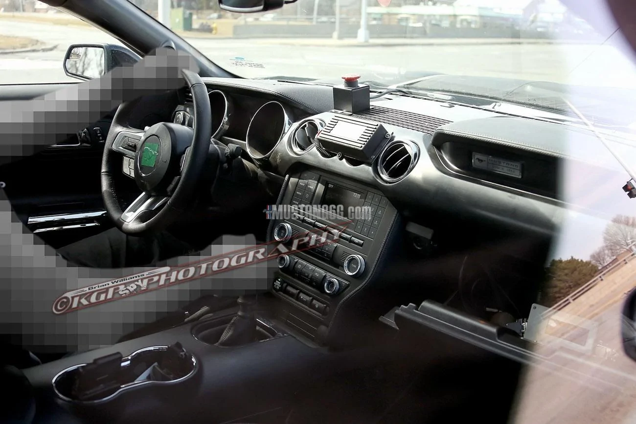 Stang.GT500.int1.KGP.ed-3155031747-O.webp