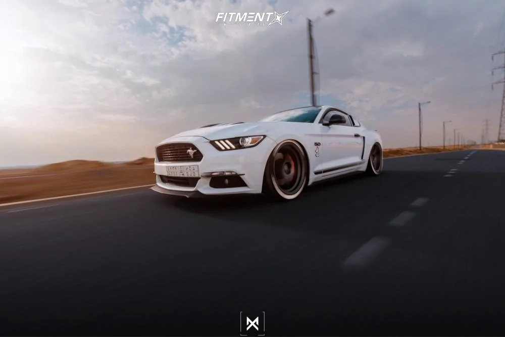 180-12-2016-mustang-ford-gt-premium-air-lift-performance-air-suspension-velgen-classic5-gunme...webp