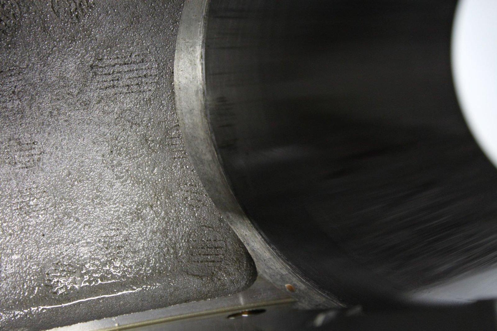 bottom of cylinder walls.JPG