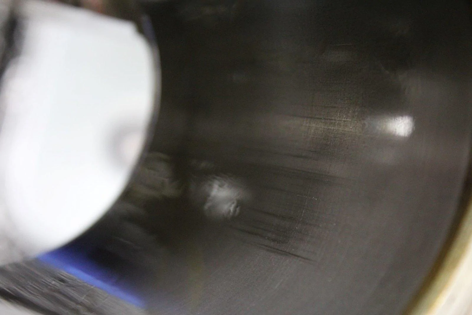 Slight scoring in cylinder walls.webp
