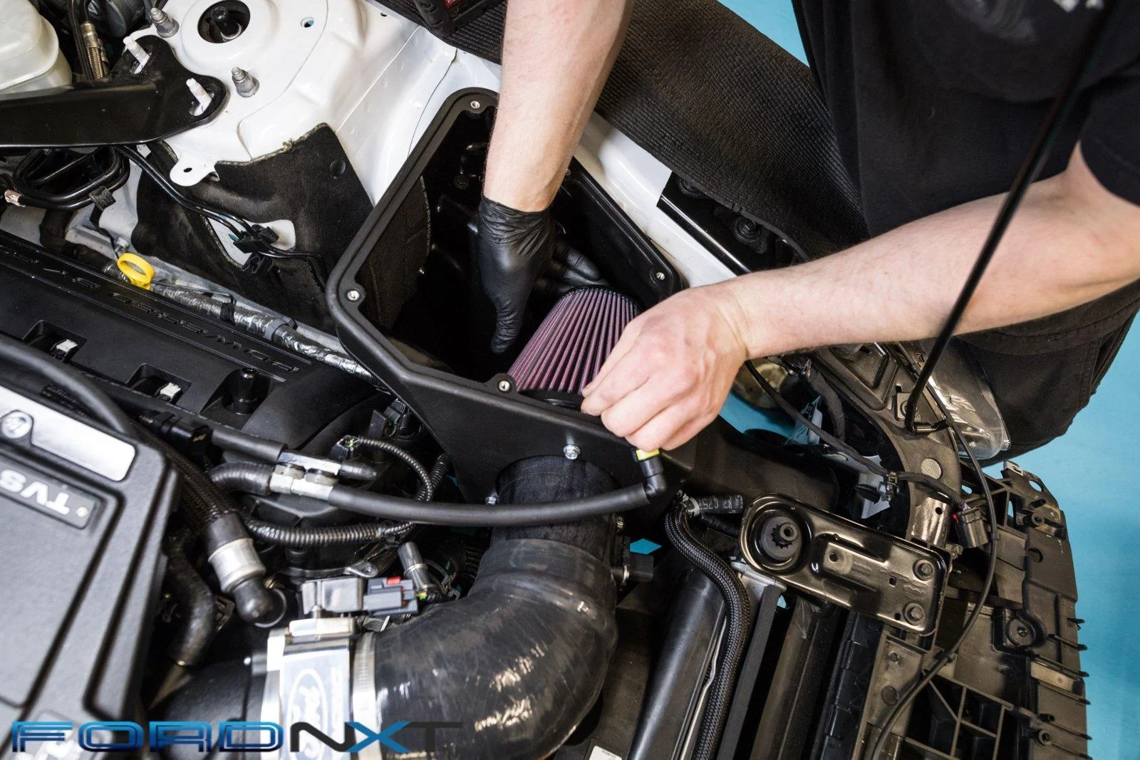 bolting-on-a-2-65-liter-tvs-blower-boosts-a-coyote-to-770-rwhp-2018-05-22_00-43-22_141129.webp