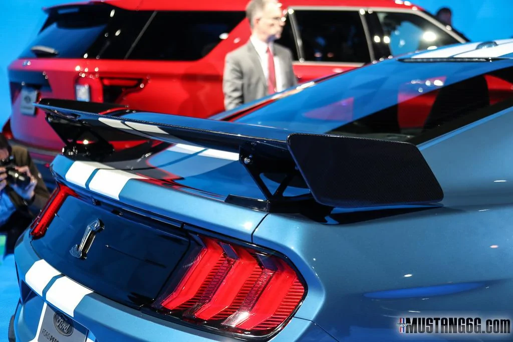 2020-Shelby-GT500-Mustang-Reveal-Debut-33_zpscbsyquun.webp