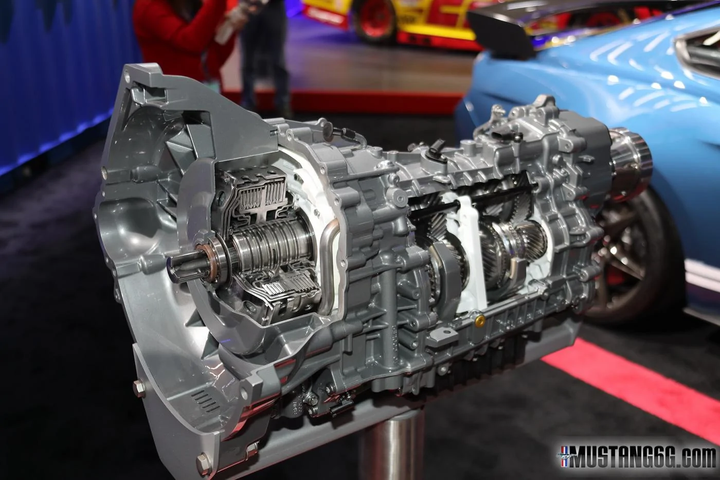 2020-Shelby-GT500-Mustang-Engine-and-Transmission-9.webp