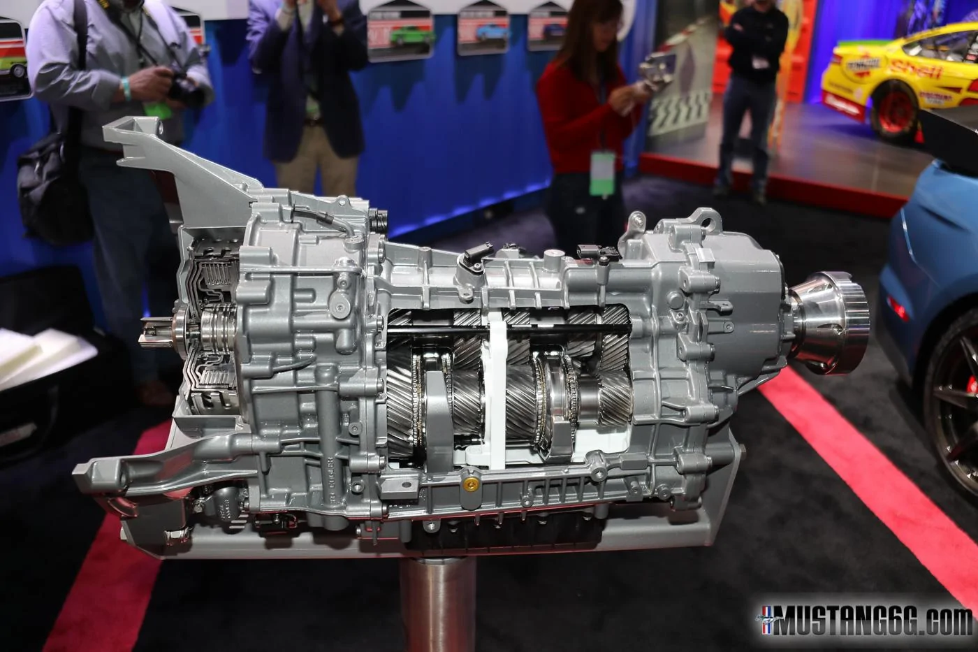 2020-Shelby-GT500-Mustang-Engine-and-Transmission-10.webp