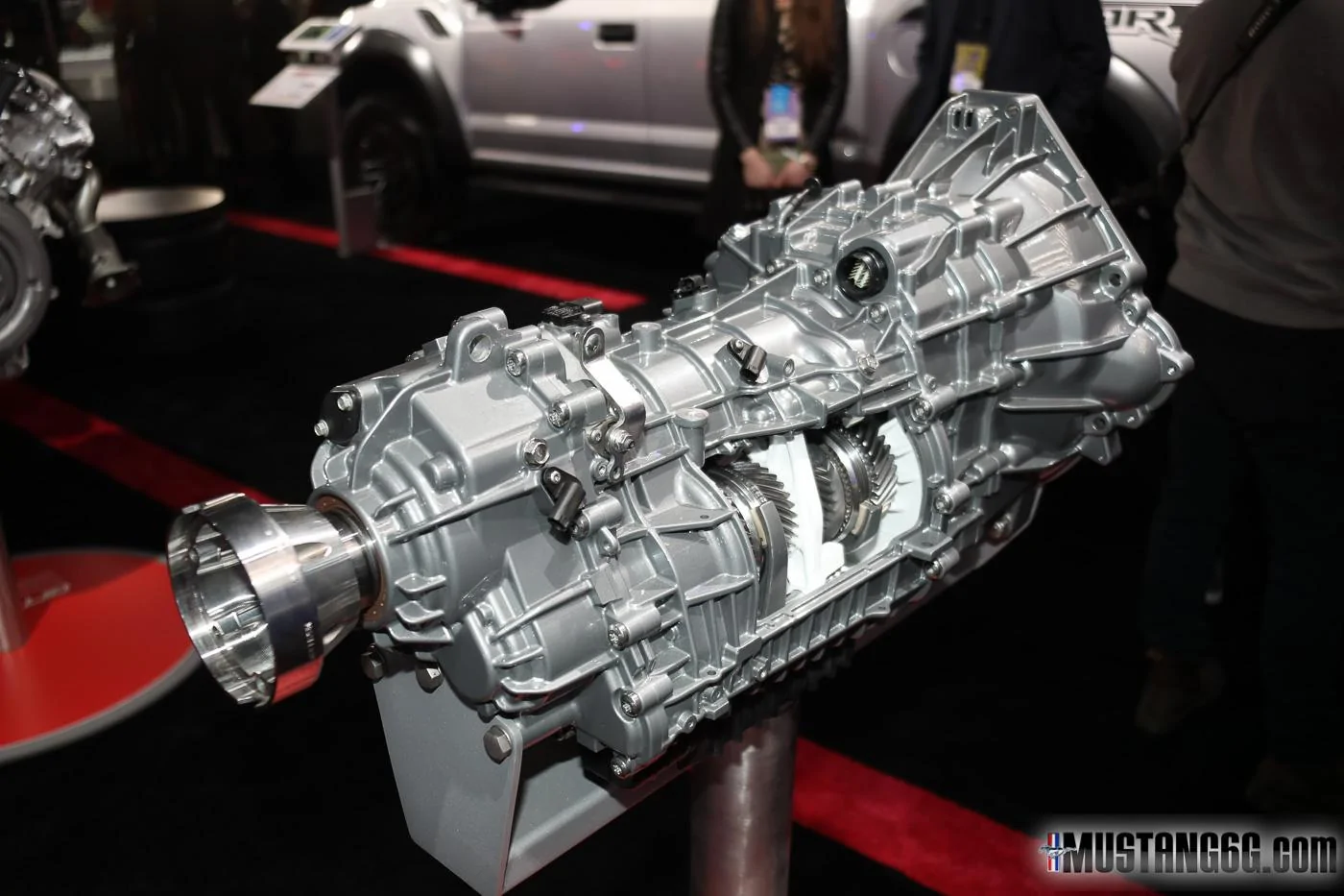 2020-Shelby-GT500-Mustang-Engine-and-Transmission-12.webp
