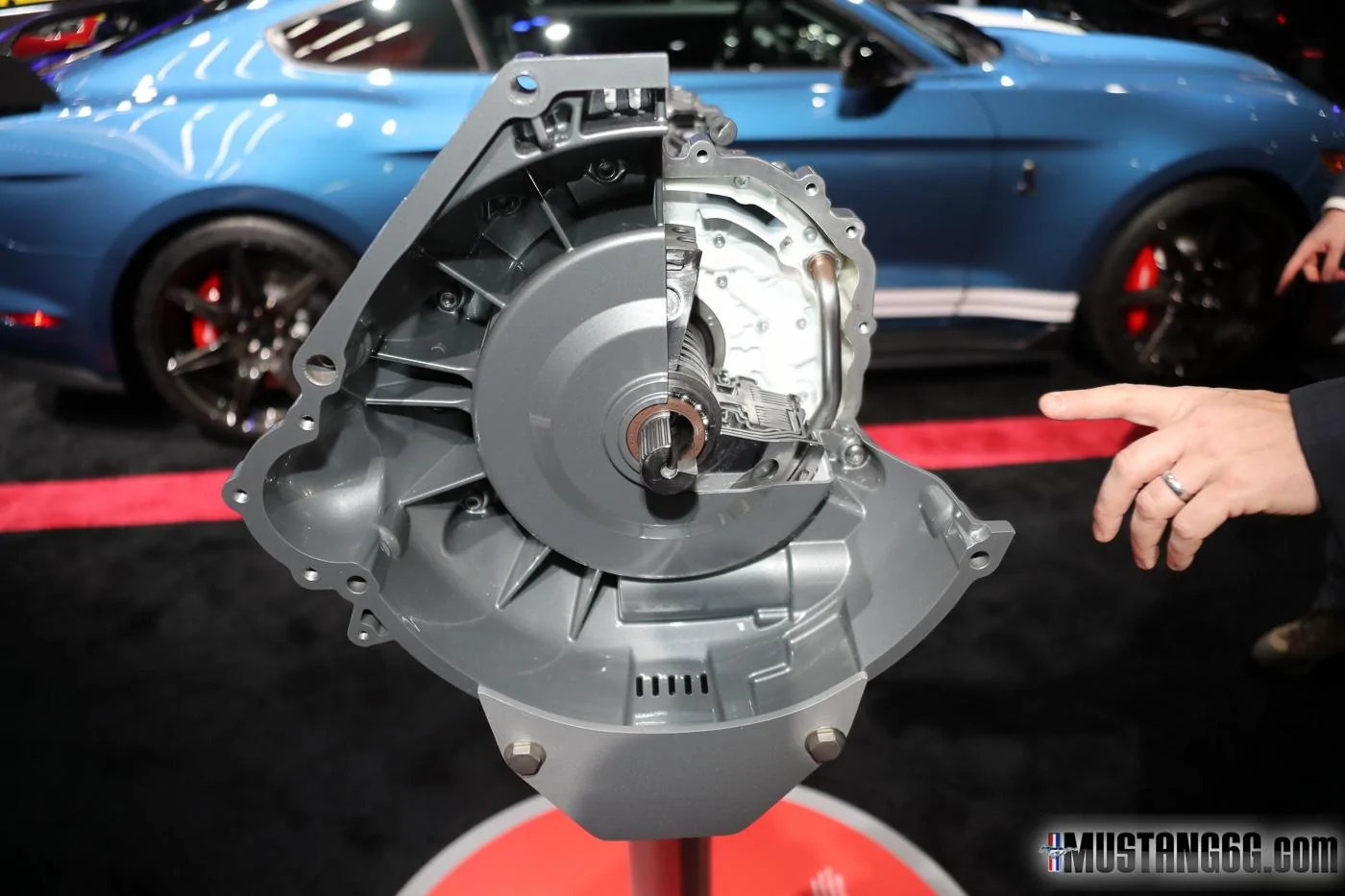 2020-Shelby-GT500-Mustang-Engine-and-Transmission-14.webp