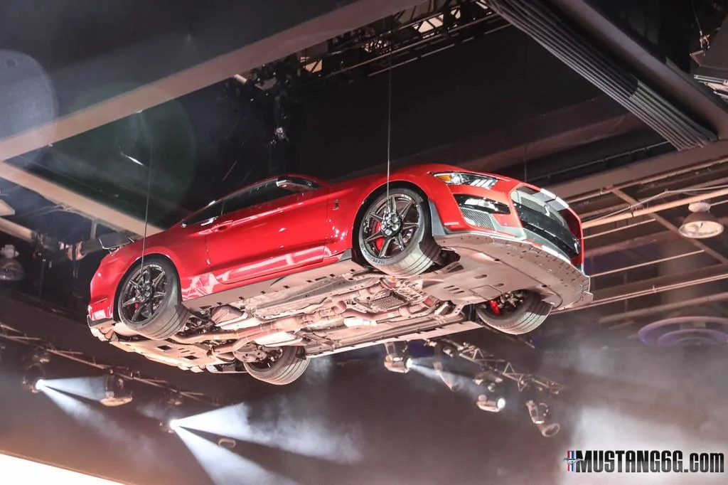 2020-Shelby-GT500-Mustang-Reveal-Debut-2_zps4z7zrtpn.webp