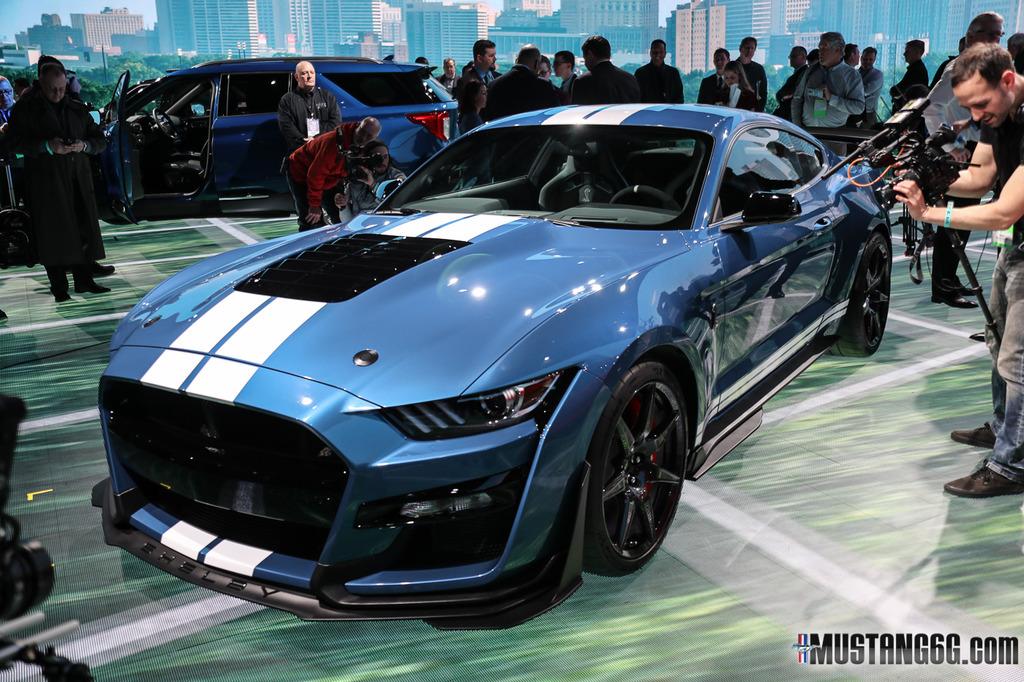 2020-Shelby-GT500-Mustang-Reveal-Debut-9_zpspbltrnbn.jpg