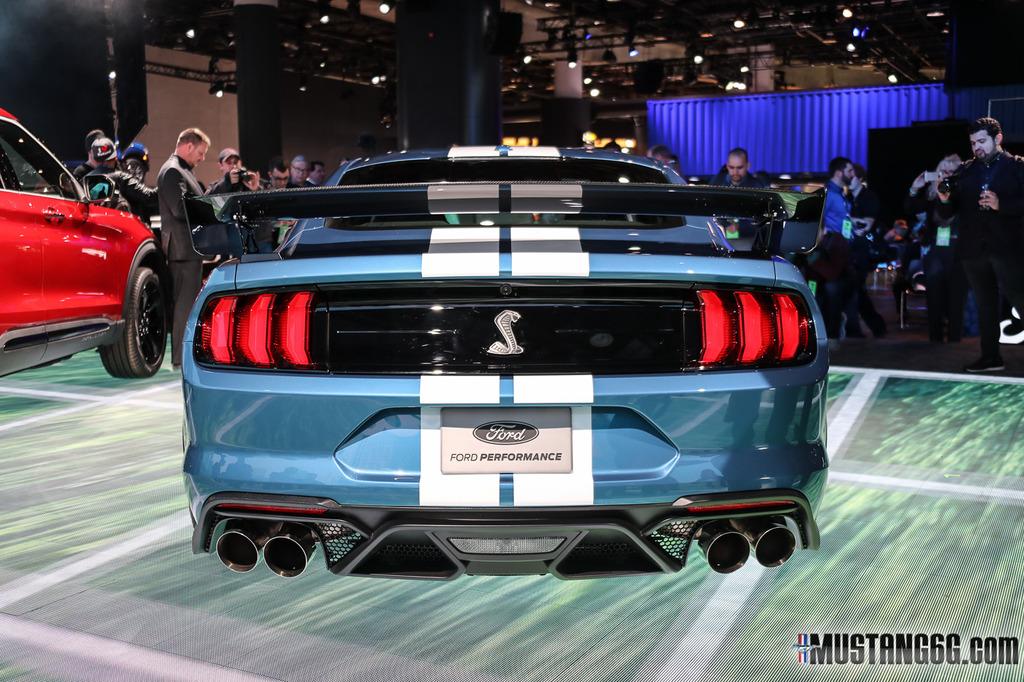 2020-Shelby-GT500-Mustang-Reveal-Debut-19_zpsm4d96tjx.jpg