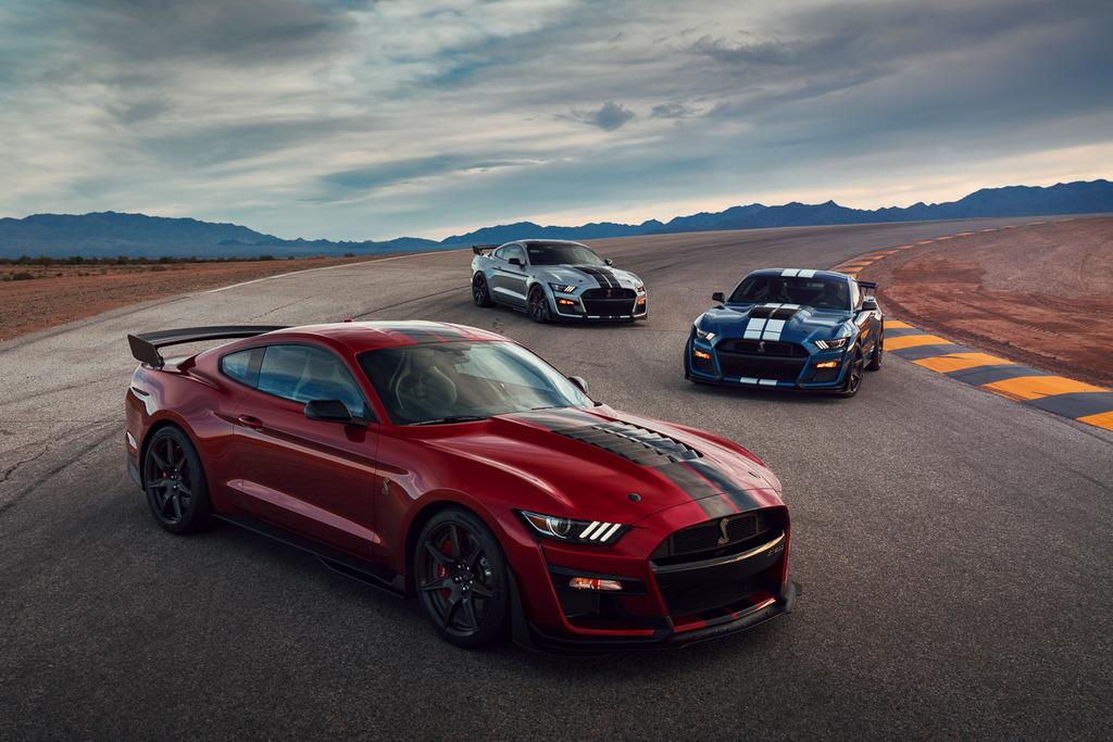 2020-Shelby-GT500-Mustang-Exterior--13_zpscjazu4gh.jpg