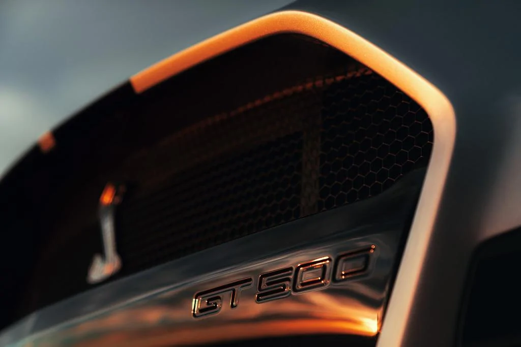 2020-Shelby-GT500-Mustang-Interior-and-Detail-5_zps1s1lstgs.webp