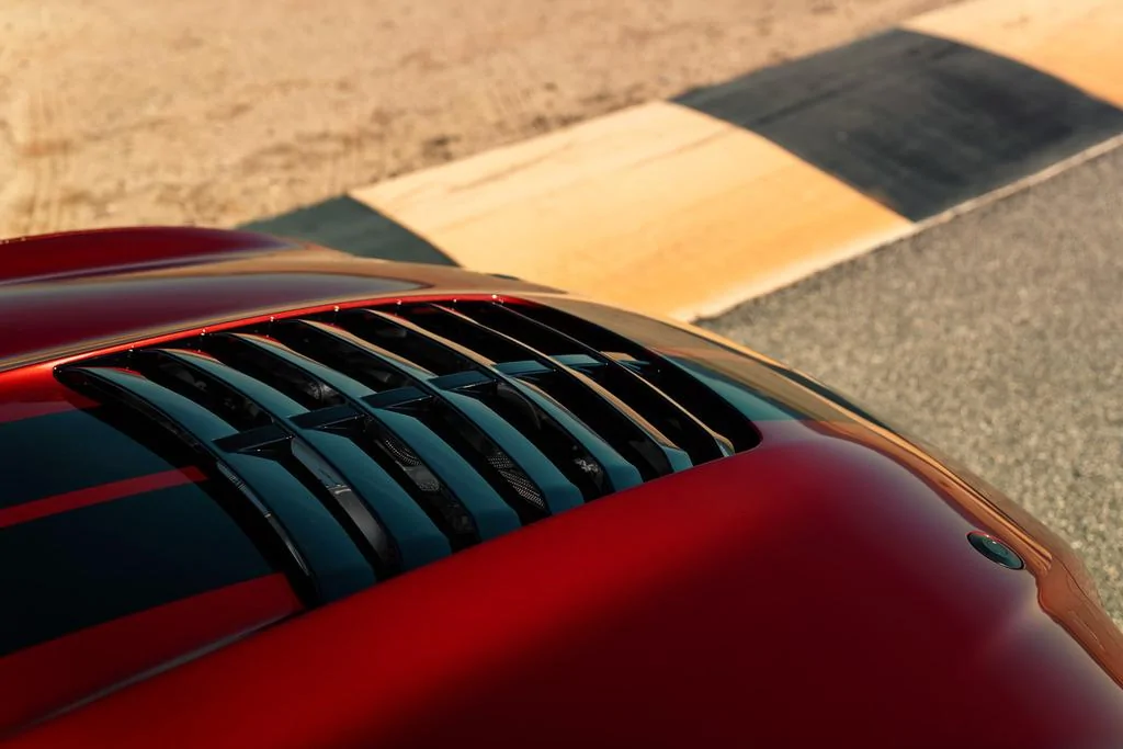 2020-Shelby-GT500-Mustang-Interior-and-Detail-7_zps1yr5n60n.webp