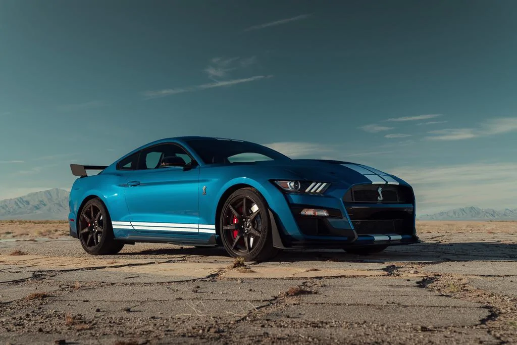 2020-Shelby-GT500-Mustang-Carbon-Fiber-Track-Package-5_zpsldstp7vn.webp