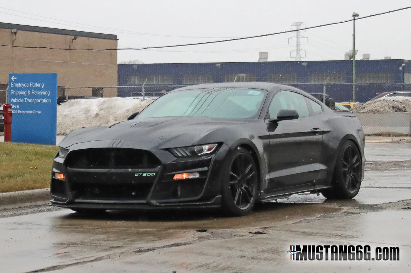 2020-Shelby-GT500-Mustang-Black-Glow-Bumper-1.webp