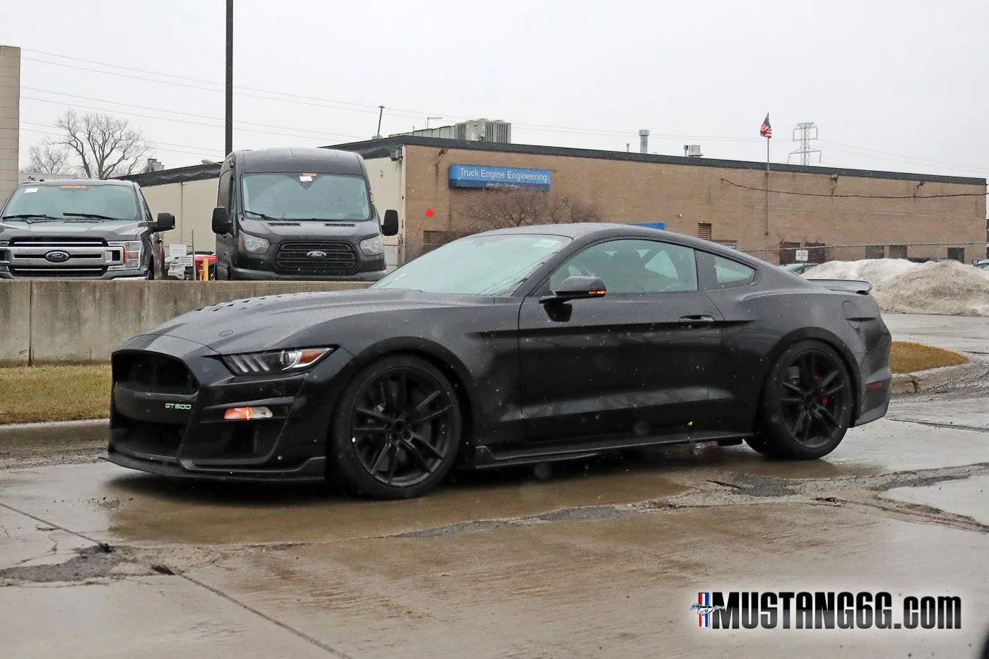 2020-Shelby-GT500-Mustang-Black-Glow-Bumper-5.webp