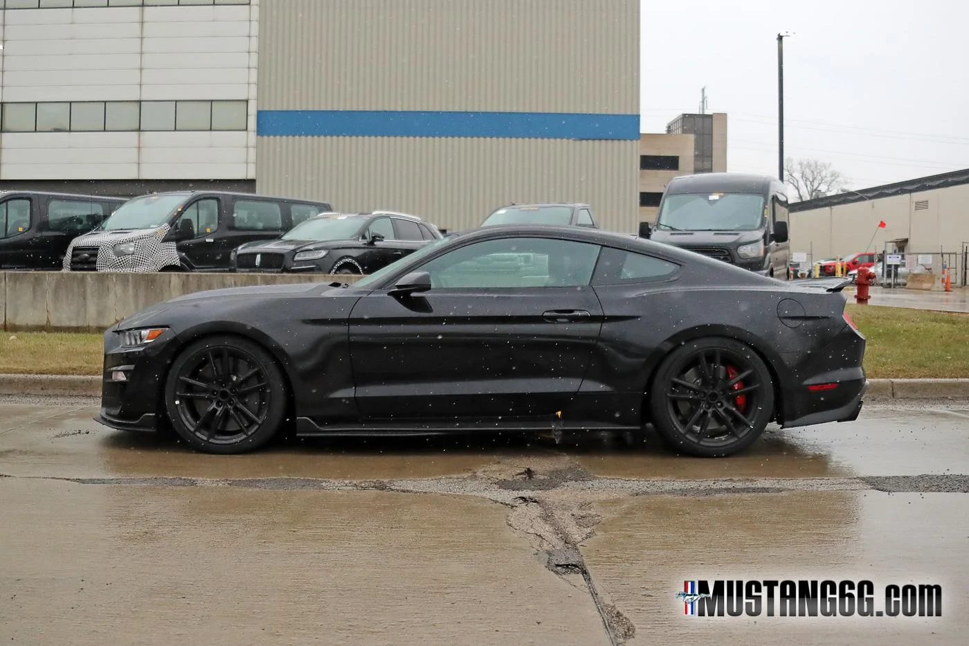 2020-Shelby-GT500-Mustang-Black-Glow-Bumper-7.webp
