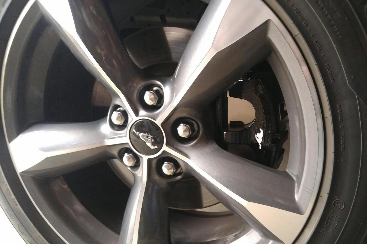 black-caliper-1280x853.webp