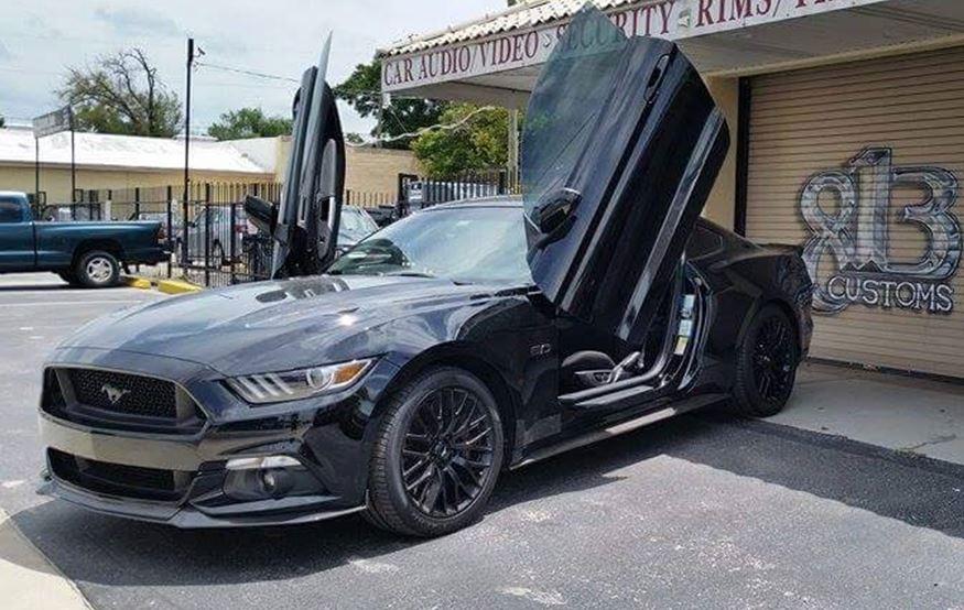 2015MUSTANGVERTIALDOORKIT.jpg