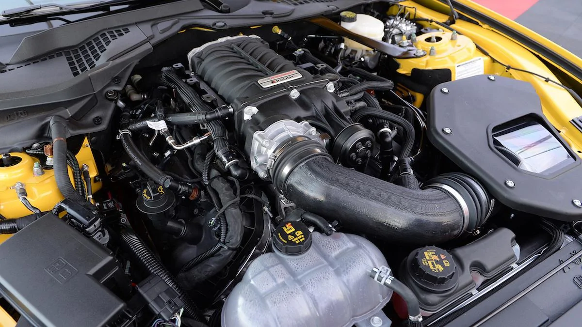 02-ford-racing-roush-2018-mustang-supercharger-1.webp