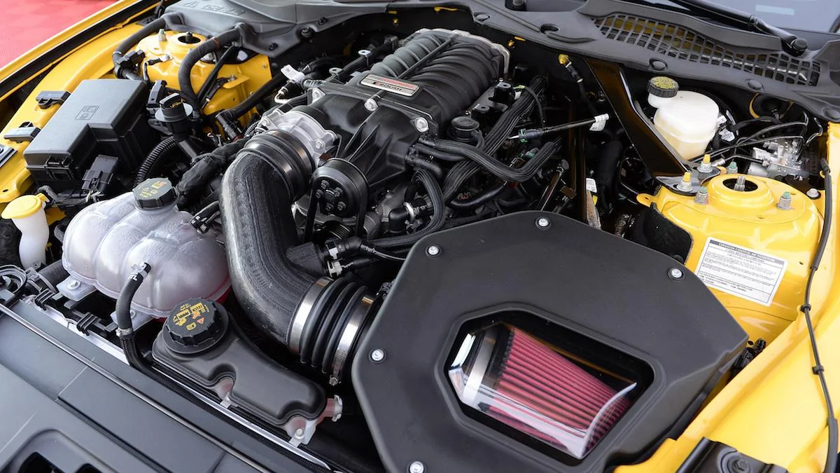 03-ford-racing-roush-2018-mustang-supercharger-1.webp