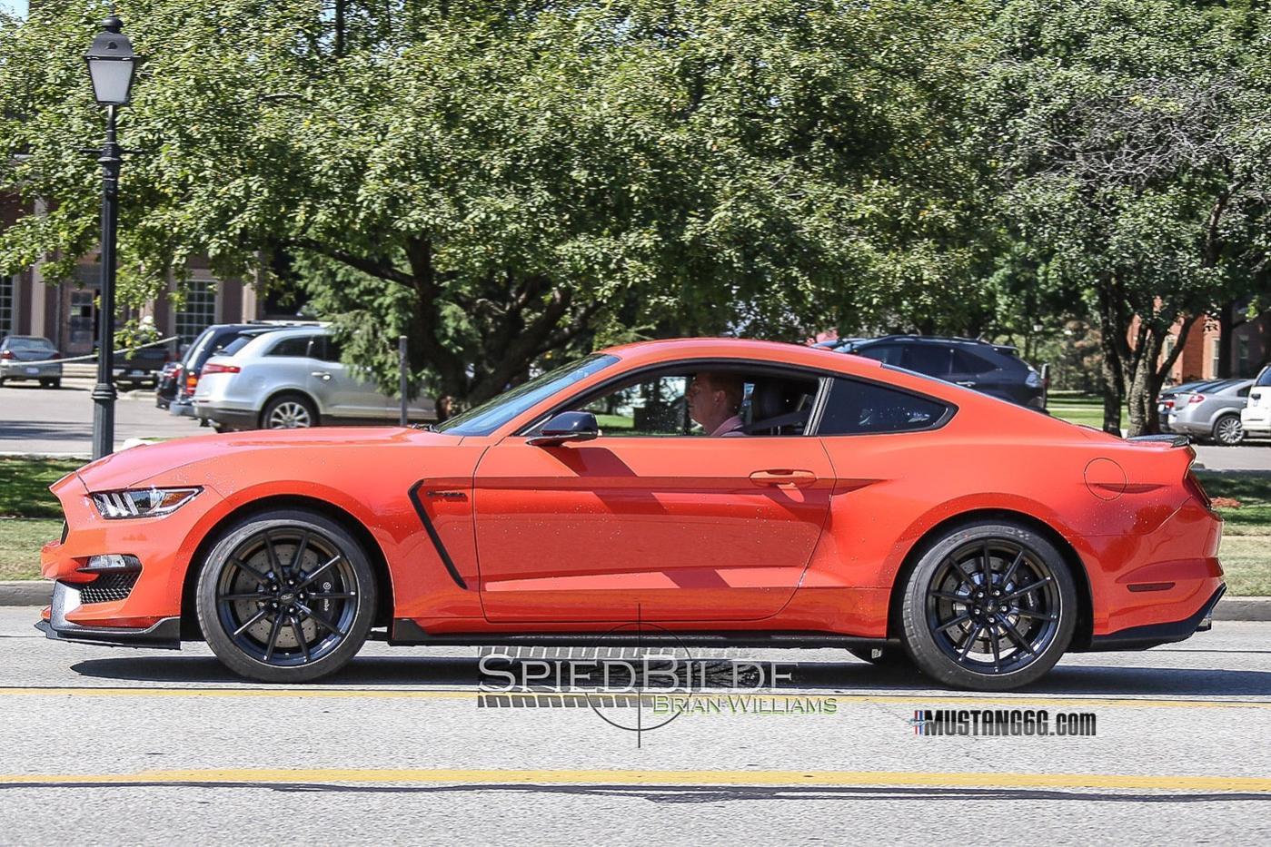 Competition Orange GT350 Mustang_-7.jpg