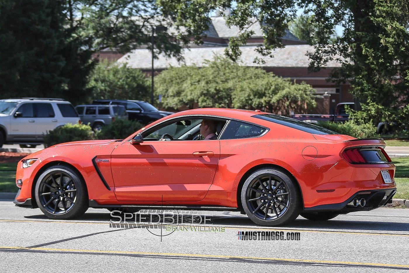 Competition Orange GT350 Mustang_-8.jpg