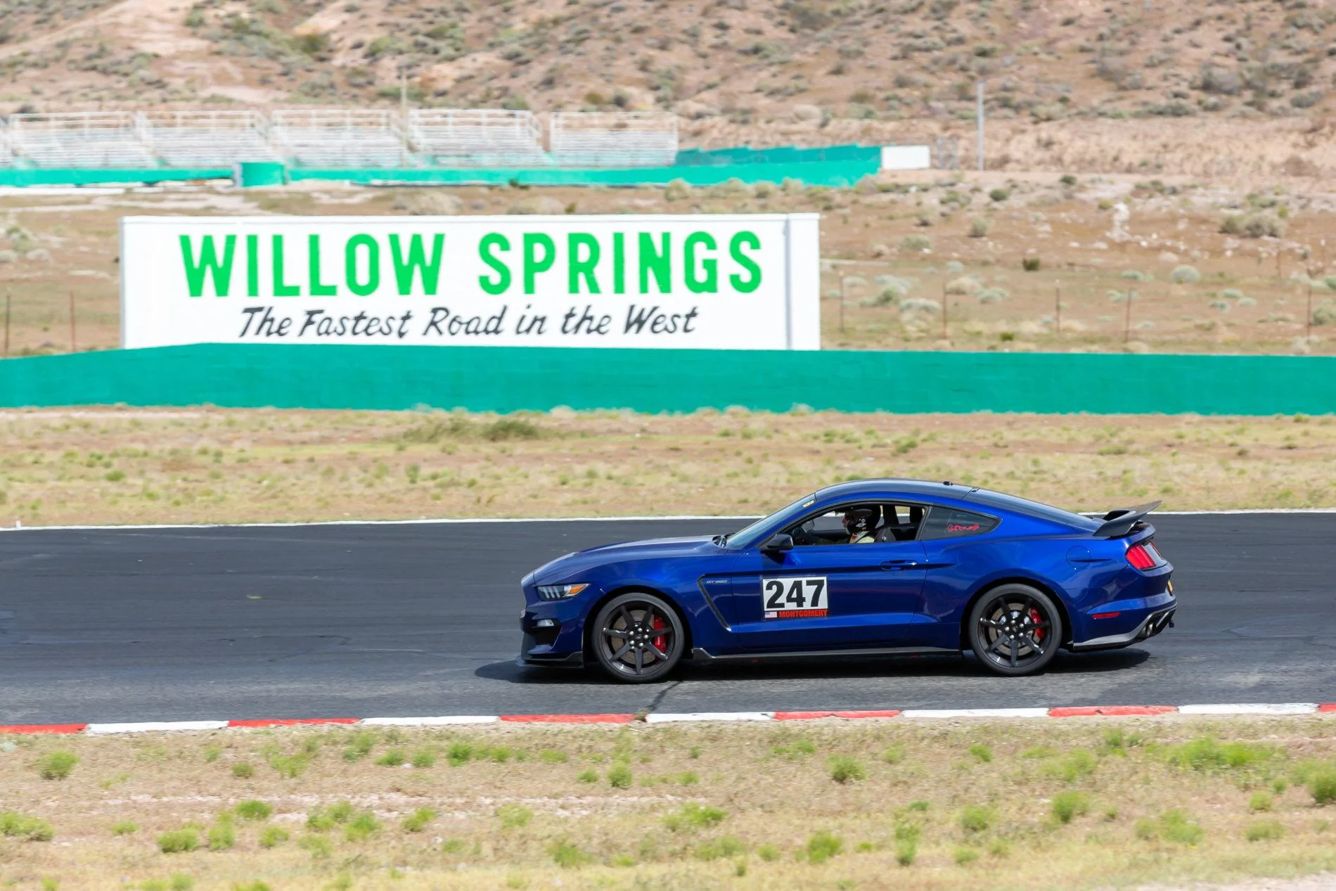 Montgomery 350R Focus Willow Springs Edited-10.webp