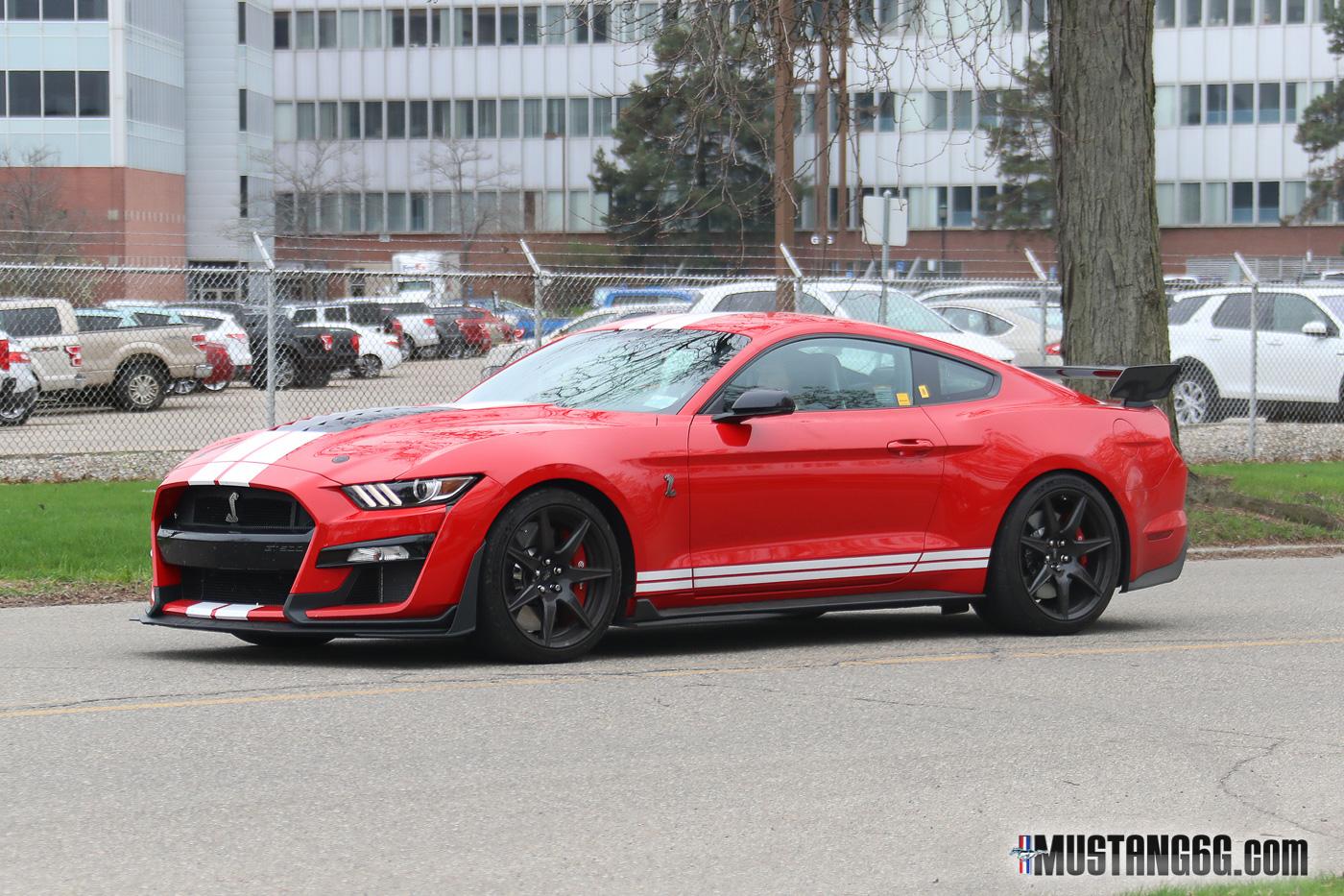 2020-Shelby-GT500-Mustang-Race-Red-1.jpg