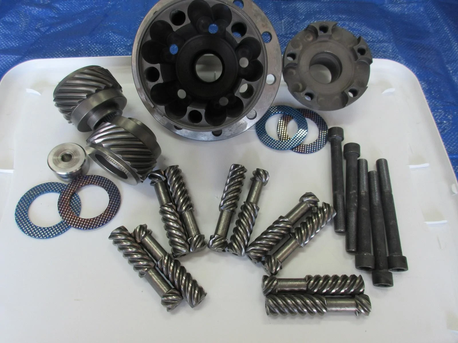 Torsen Dissembled.jpg