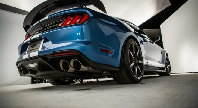 2020-ford-shelby-mustang-gt500-exhaust-657x360.webp