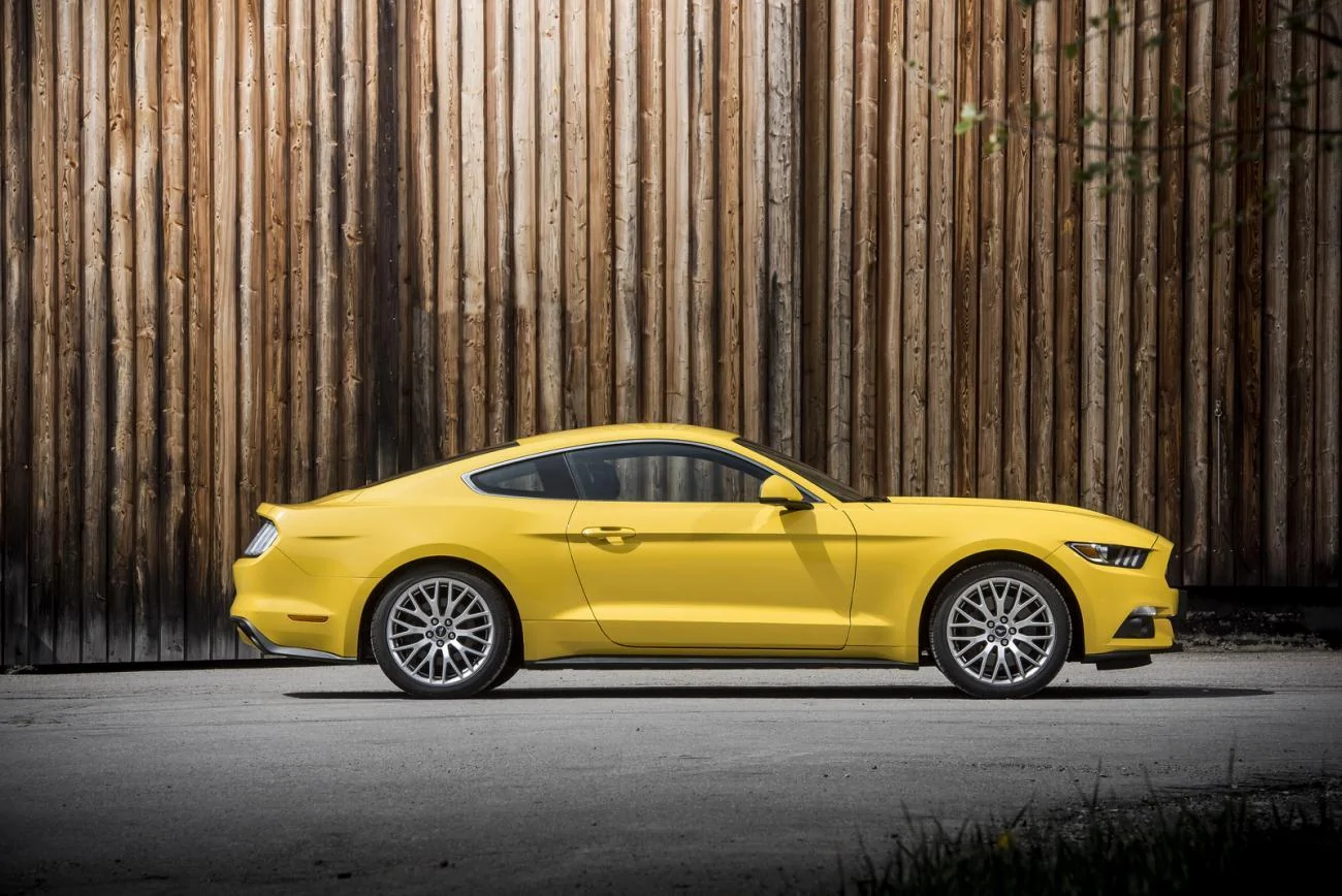Ford-Mustang-GT-12.webp