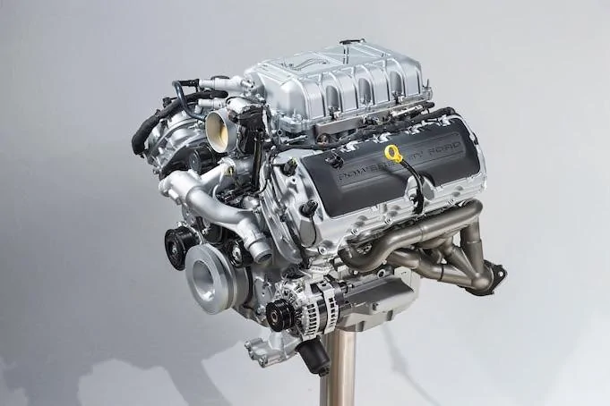 2020-GT500-engine.webp
