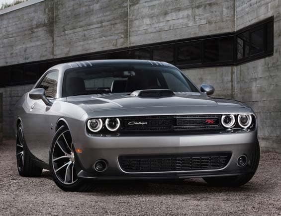 2015-dodge-challenger-shaker-scat-pack-front-static-600-001.jpg