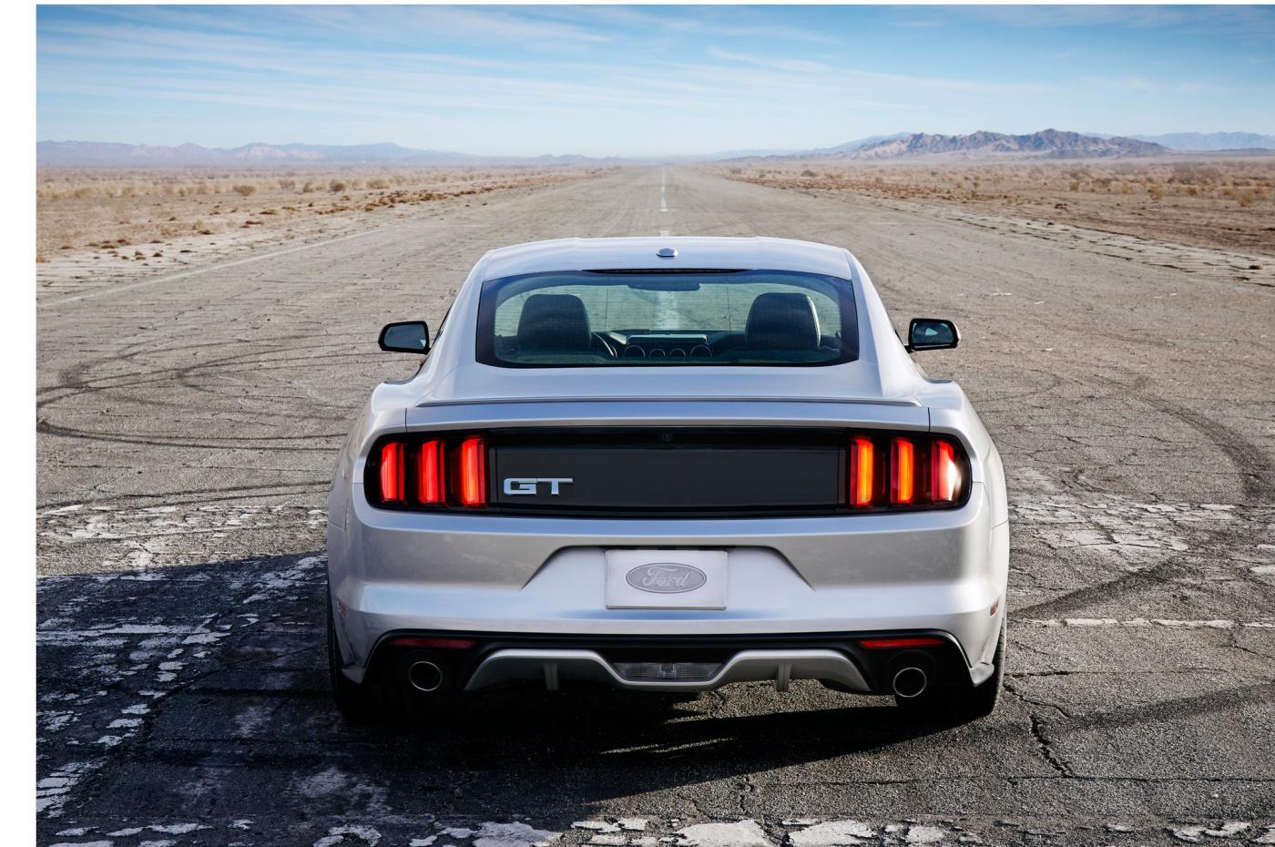 2015-ford-mustang-rear-end.jpg