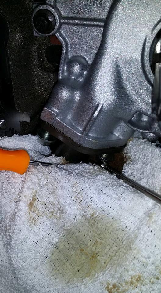 Oil pump E2.jpg