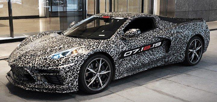 2020-Chevrolet-Corvette-C8-Mid-Engine-New-York-Drive-001-Front-Three-Quarters-Image-720x340.jpg