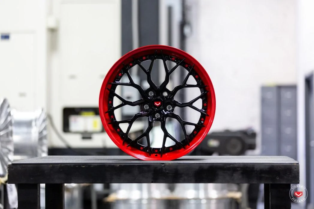 Vossen-Forged-S17-01-3-Piece-Wheel-C25-C47-Series-17-%C2%A9-Vossen-Wheels-2019-1001-1047x698.webp